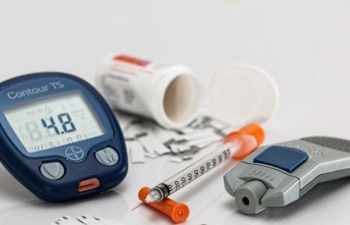 هل مرض السكر يسبب ارتفاع ضغط الدم أم العكس؟